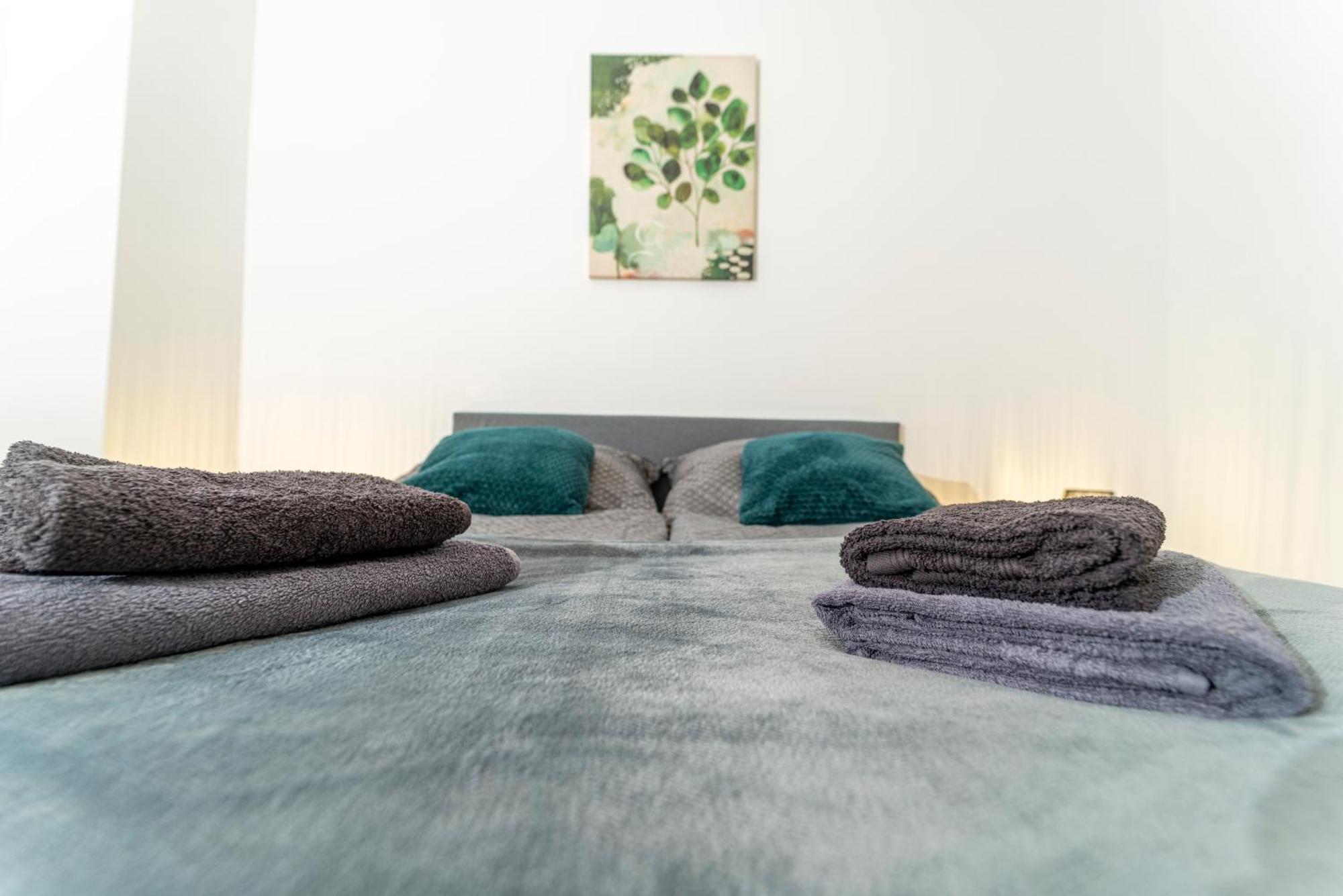 Mca Triiiple I Rooftop Pool I Free Parking I Netflix Viena Exterior foto
